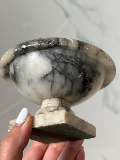 Alabaster Bird Bath (no birds)