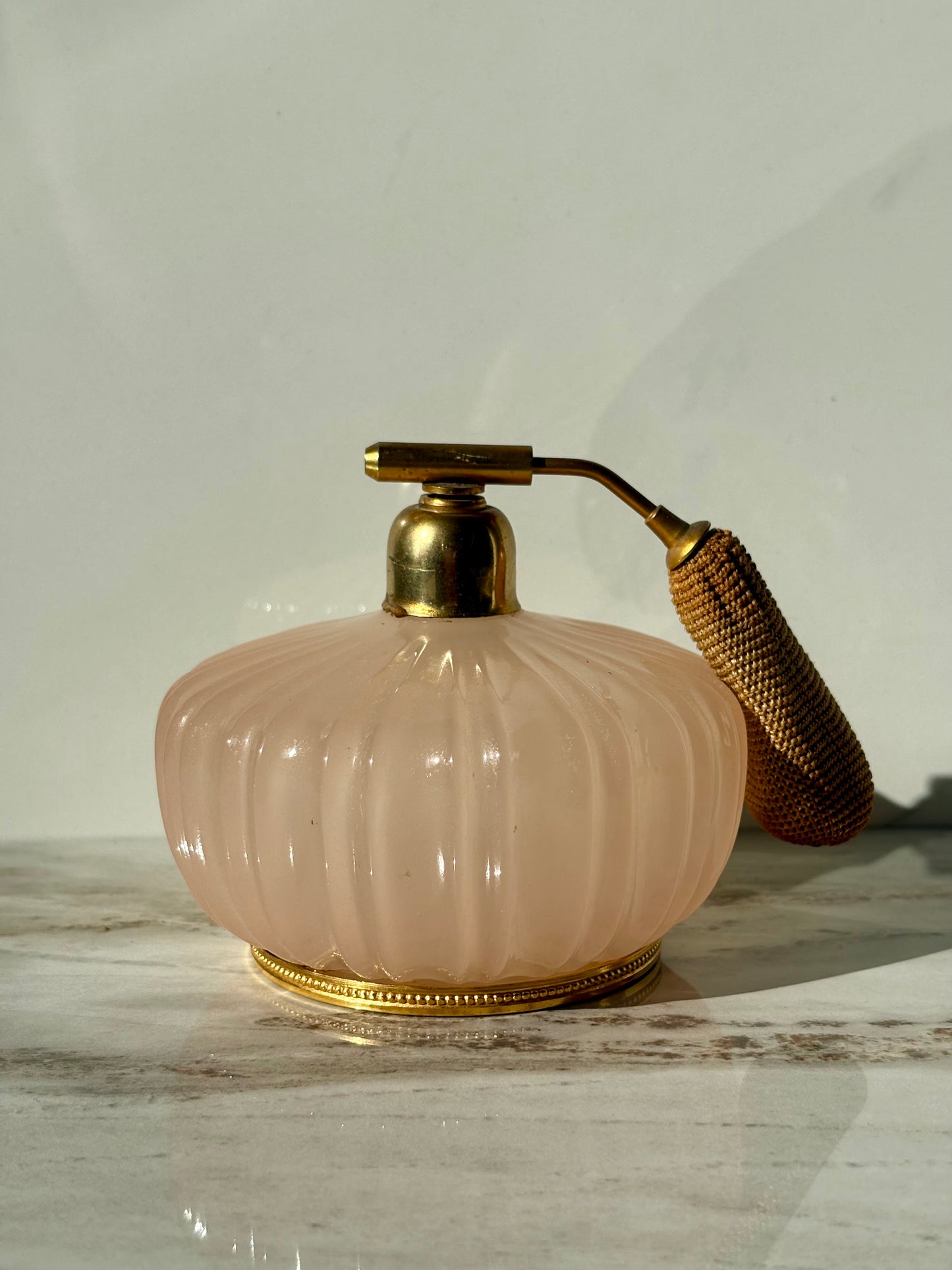 Pink Opaline Atomizer