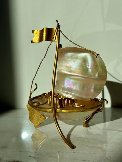 Palais Royal Sailboat