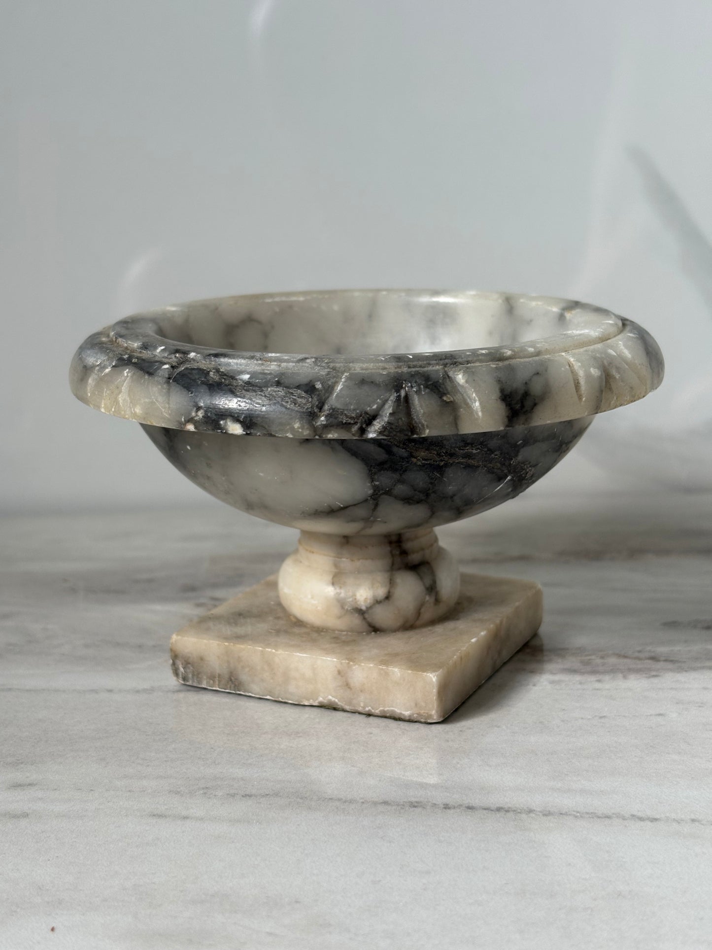 Alabaster Bird Bath (no birds)