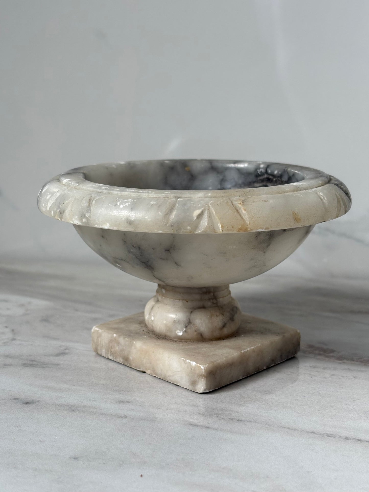 Alabaster Bird Bath (no birds)